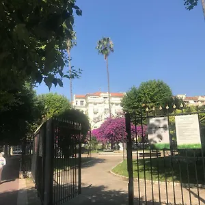 Appartamento Roses & Ivy, Rue Du Congres, Nizza